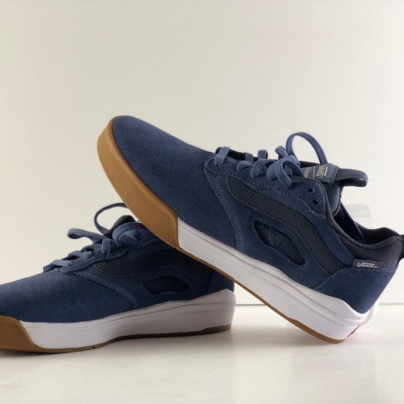 vans ultrarange pro black gum